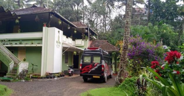 Maliyeckal Homestay Мунар Екстериор снимка