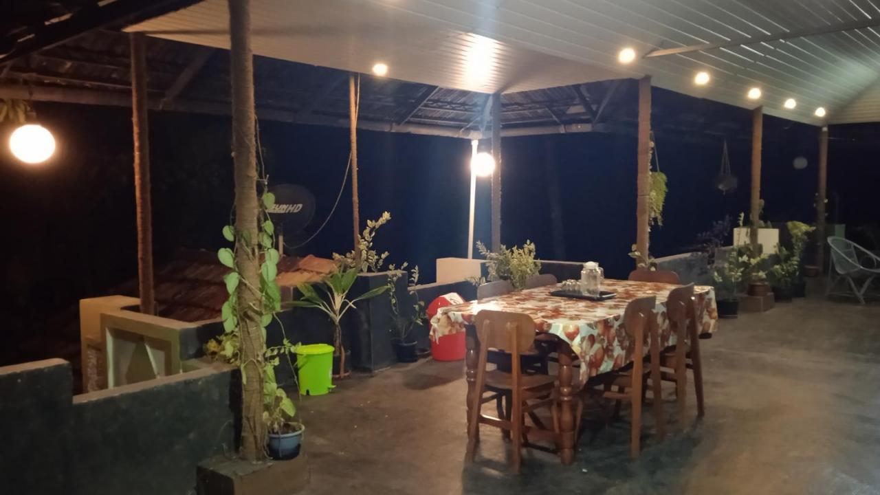Maliyeckal Homestay Мунар Екстериор снимка