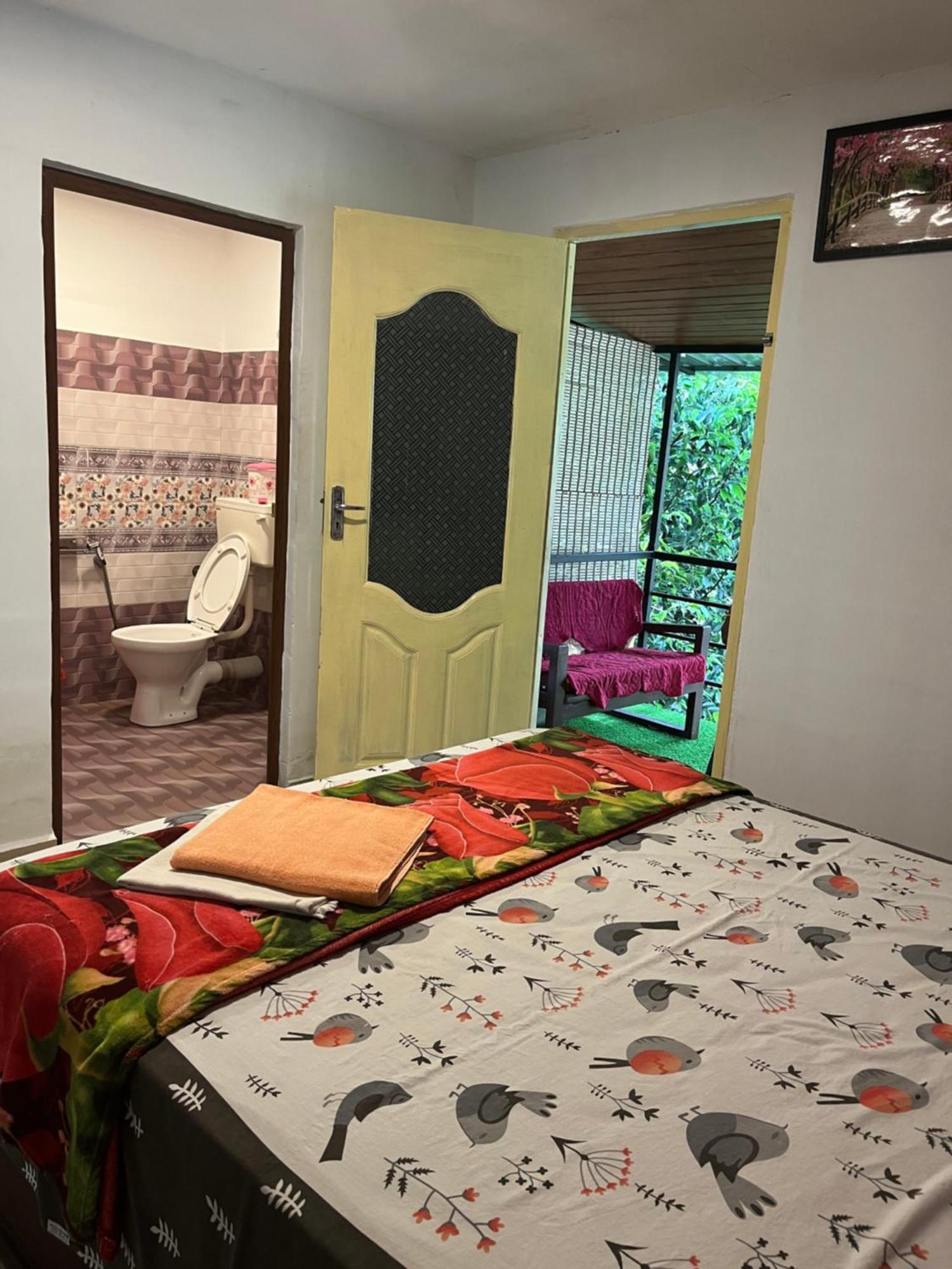 Maliyeckal Homestay Мунар Екстериор снимка
